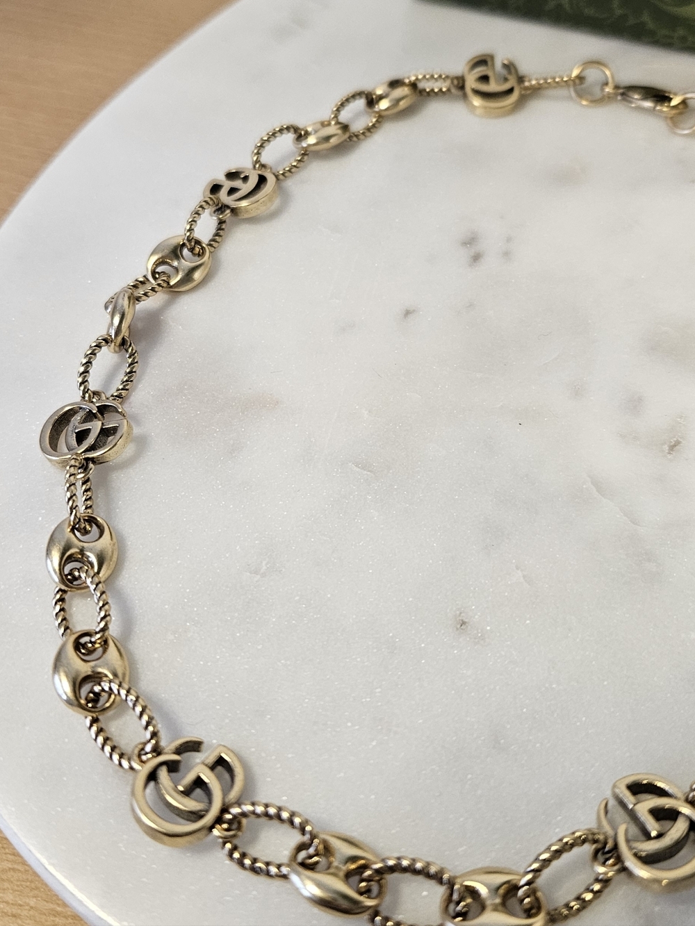 ✨️ GUCCI Gold Plated Interlocking Double GG Link Chain Necklace ✨️ - Picture 4 of 9